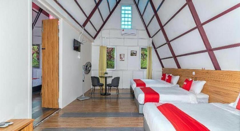Dreamland Beach Holiday Kudat Exterior foto